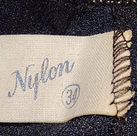 Vintage one piece w cut out lace sides - Picture 5 of 7